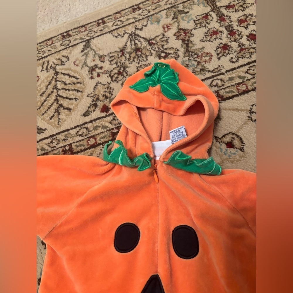 Halloween Pumpkin Costume 3-6 month - Picture 6 of 15